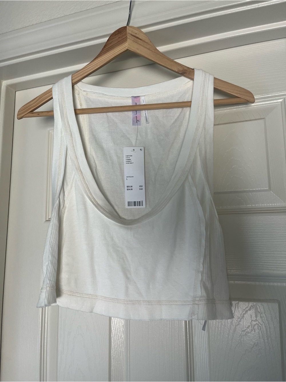 NWT Out from under Cream Ribbed Scoop Neck Crop Tank